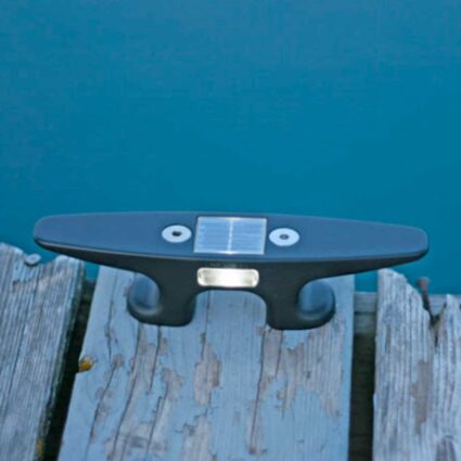 solar-cleat-light-3 8" Nylon Solar Cleat night view
